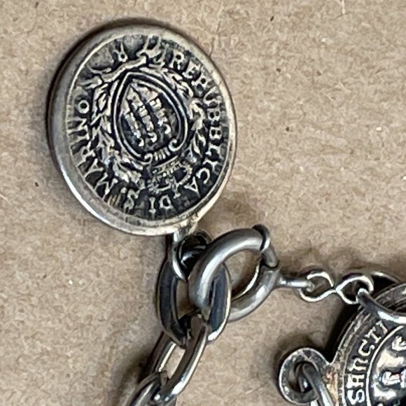 VGUC Vintage 1950's Respublica Sancti Marini Libertas Coin Chain Bracelet, 7" L+ - Picture 7 of 10